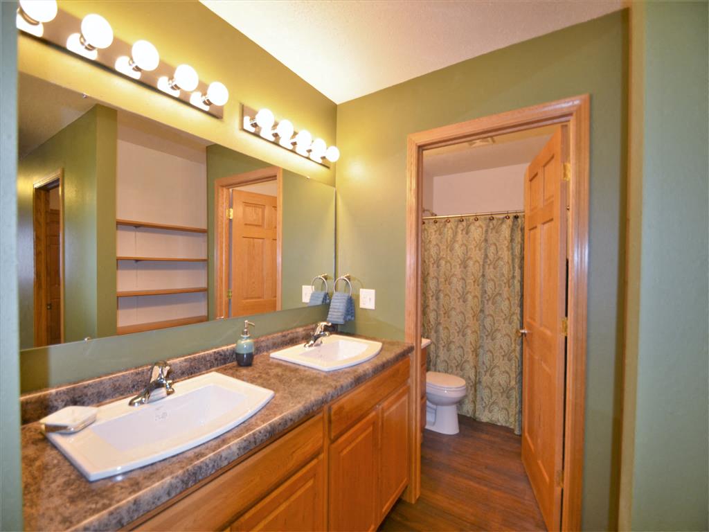 5 BR |1.5 Bath | Remodeled | Full Bathroom | Double Sink | Three Sixty Real Estate