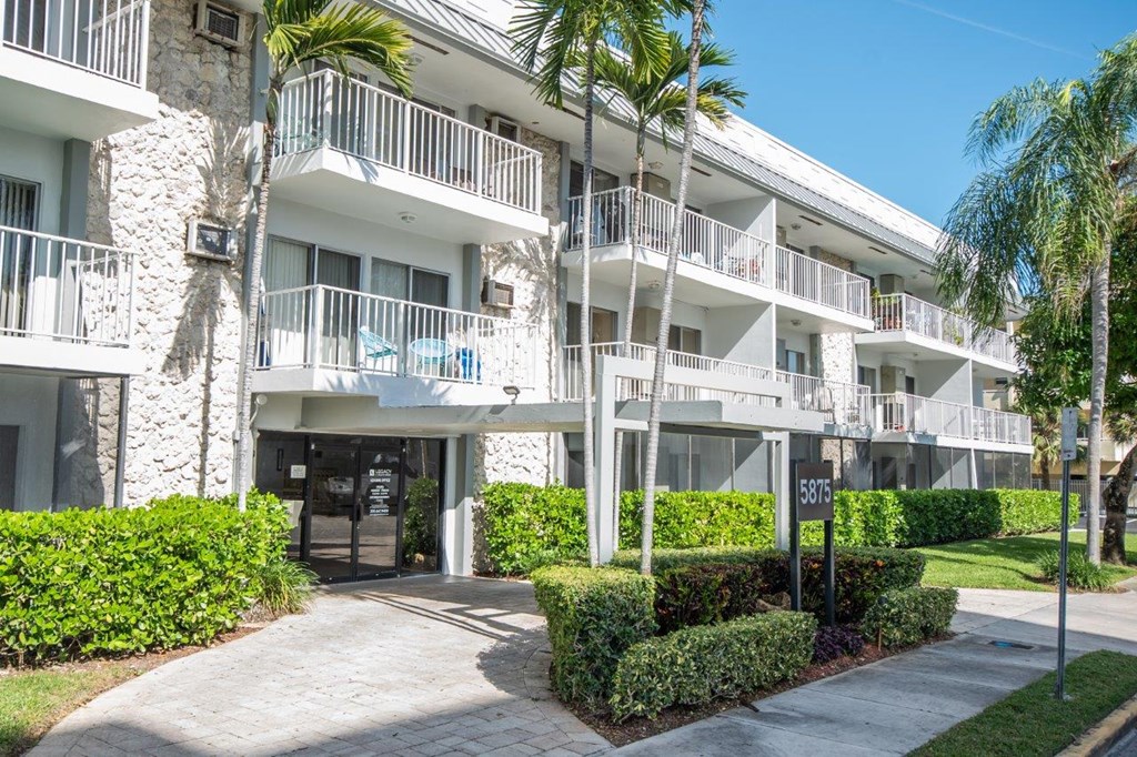 Legacy at South Miami villas