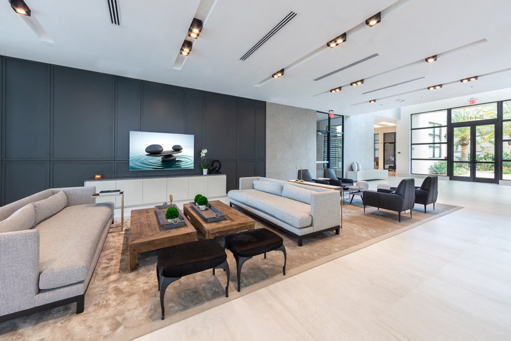 Legacy Lake Vista is a similar property to Miramar Park Apartments located in Miramar