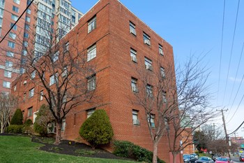 Exterior of a brick apartment building - Photo Gallery 2