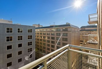 1255 25th Street NW Studio-2 Beds Apartment for Rent - Photo Gallery 29