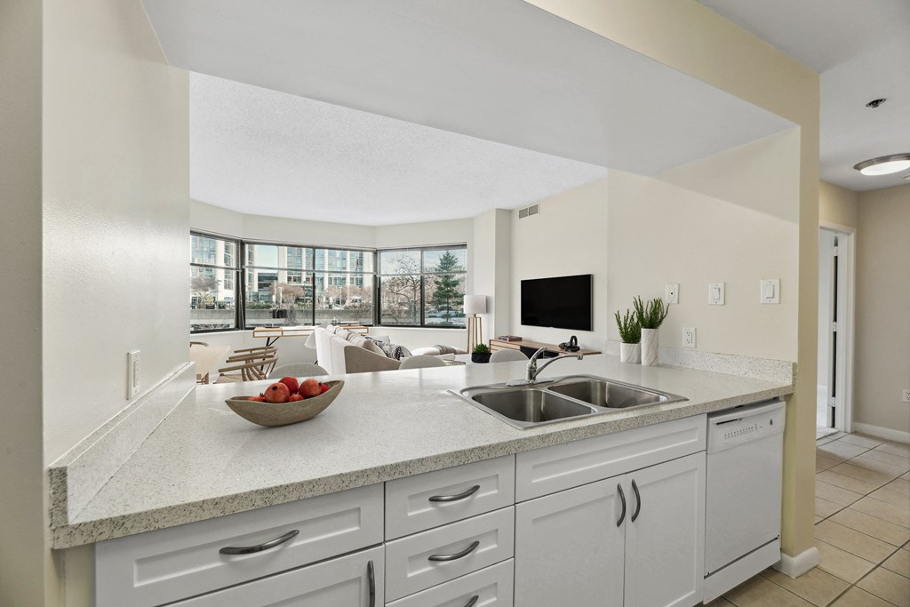 the preserve at ballantyne commons apartment kitchen and living room