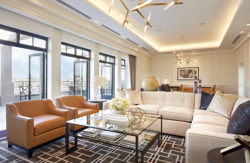 Escape from the chaos of the city in the well appointed Resident Lounge.