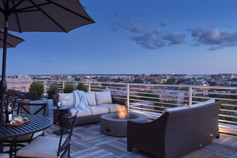 13|U boasts not one but two sprawling rooftop terraces that enjoy unobstructed views of DC and its storied monuments.