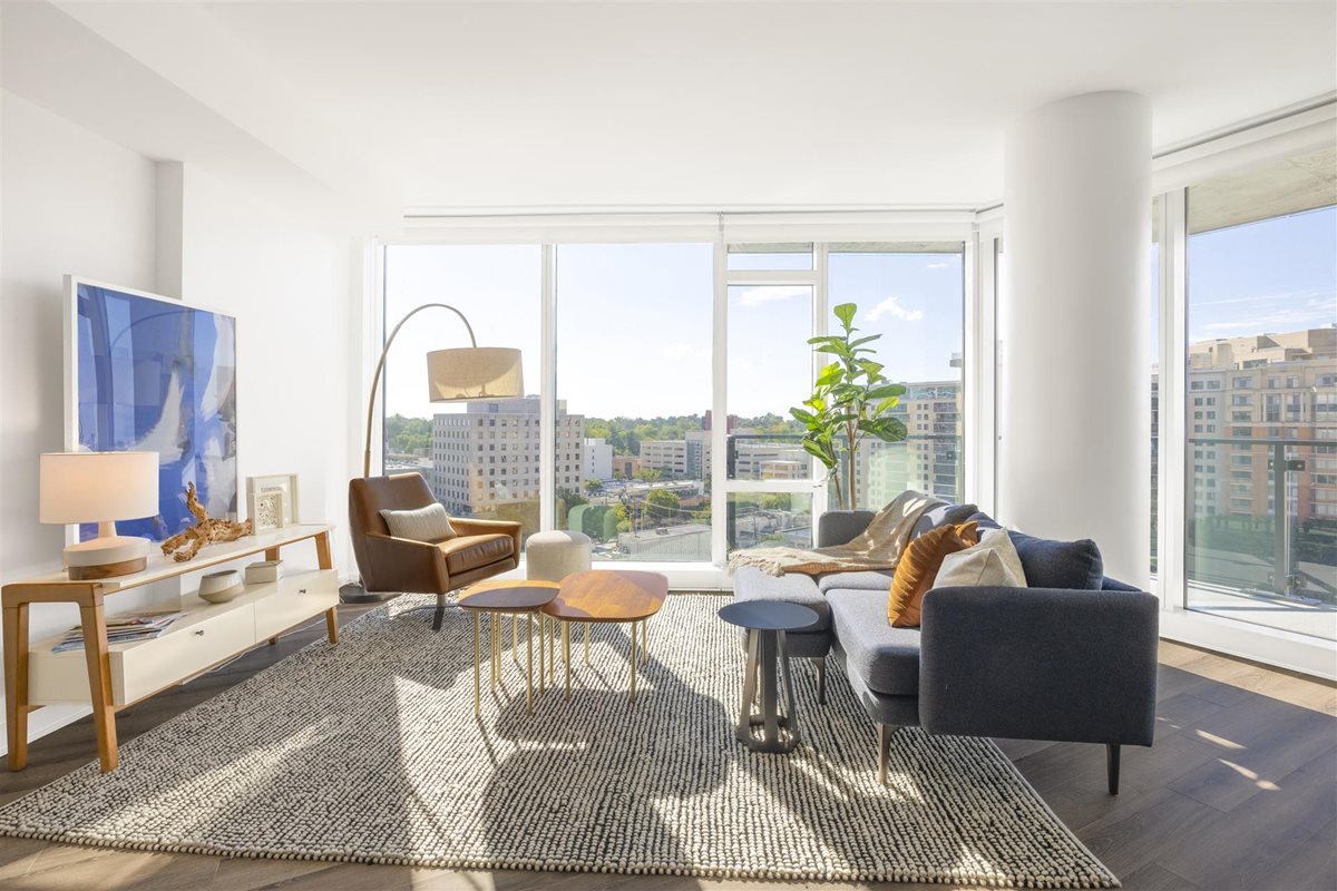 8001 Woodmont Apartments