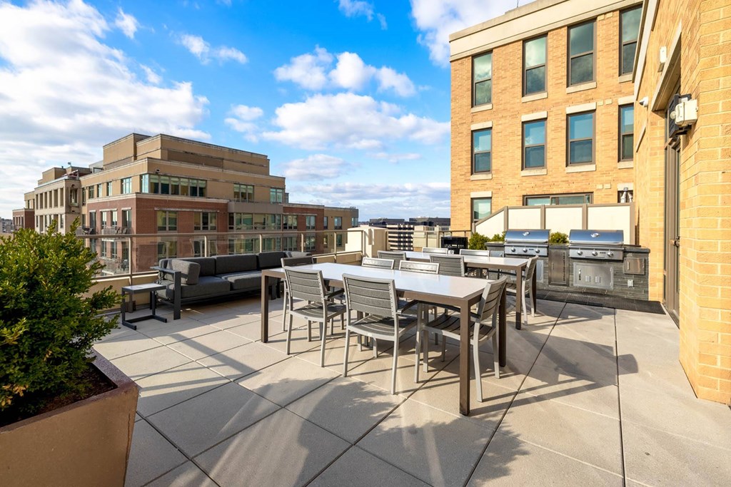 The Loft Grill Deck at The Bartlett, Virginia, 22202