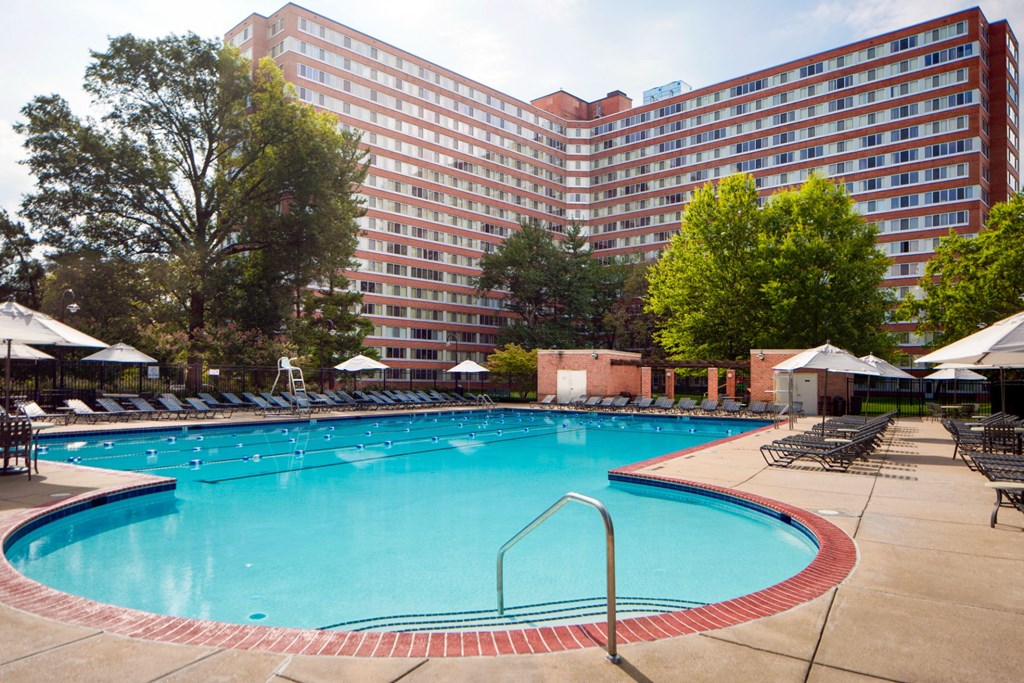 Pool View at RiverHouse, Virginia, 22202