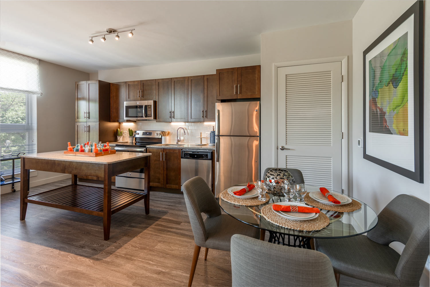 Vy/Reston Heights is a similar property to Fairway Apartments located in Reston