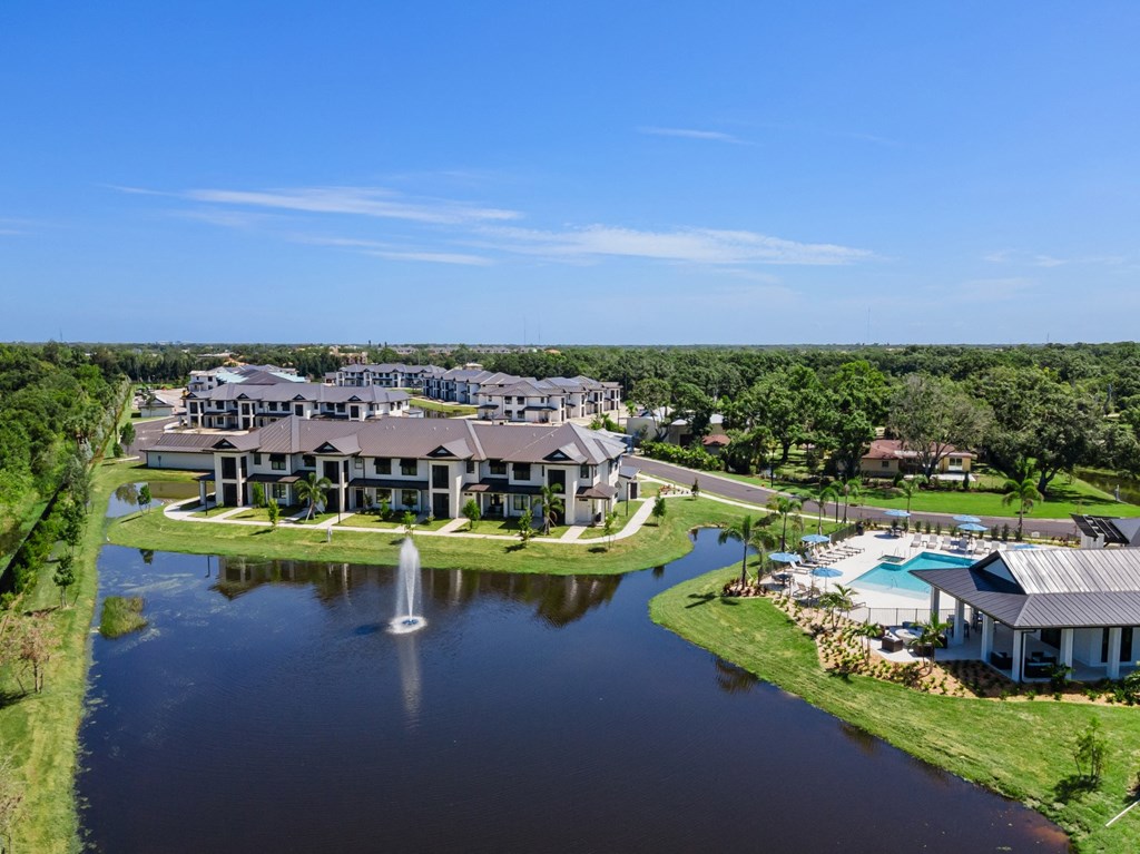 The Waterfront On Hatchett Creek