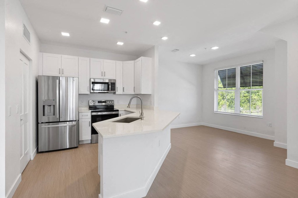 The Waterfront On Hatchett Creek