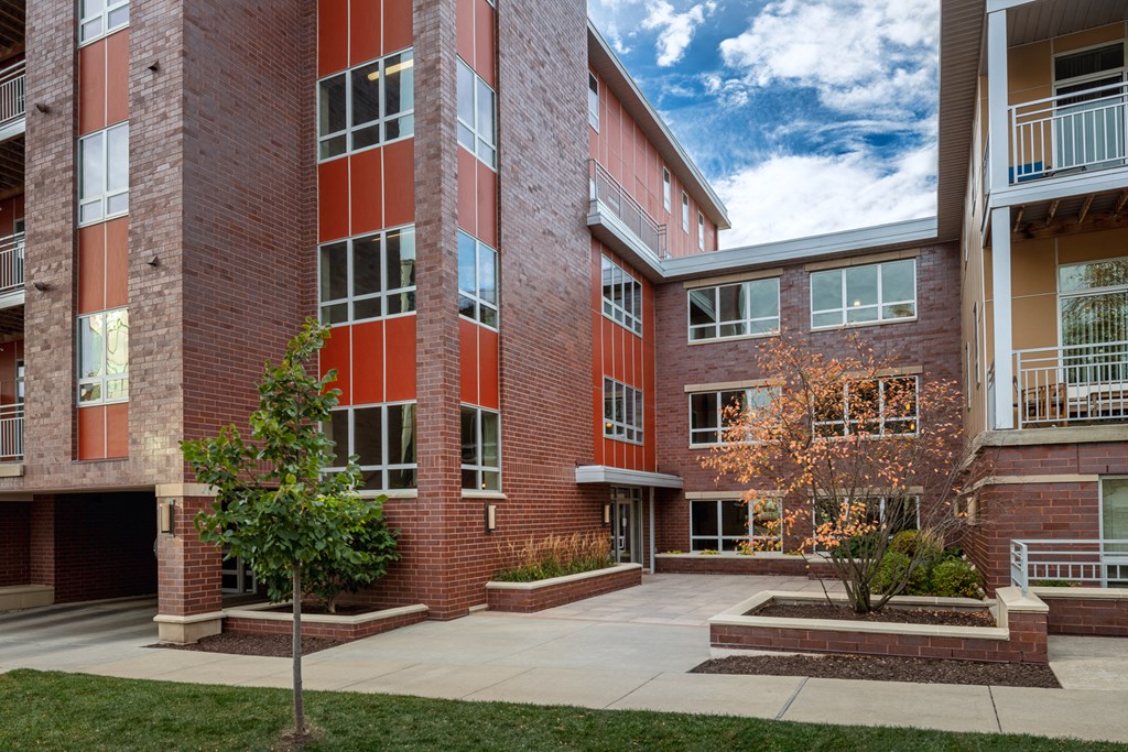 Courtyard View at The Ideal, Madison, WI