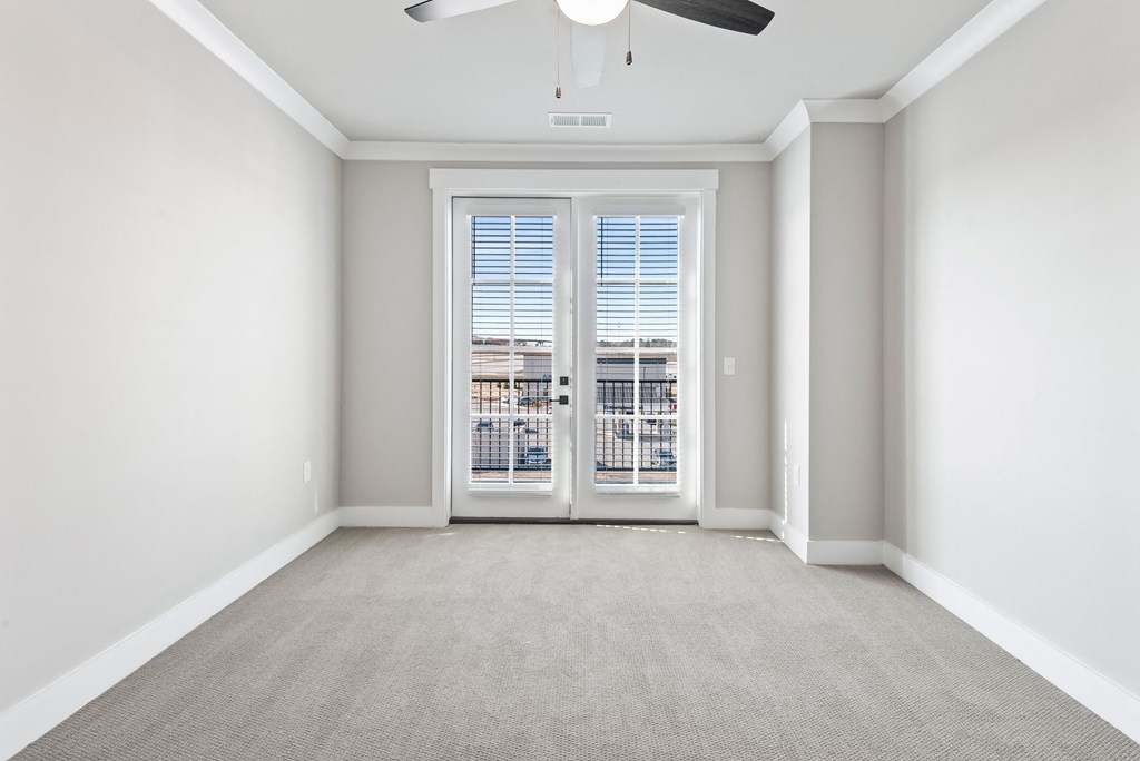 Vacant Living Area at The Lofts at Town Madison, Madison, AL, 35758