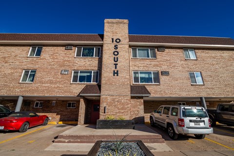 A brick building with the word SOUTH on it.