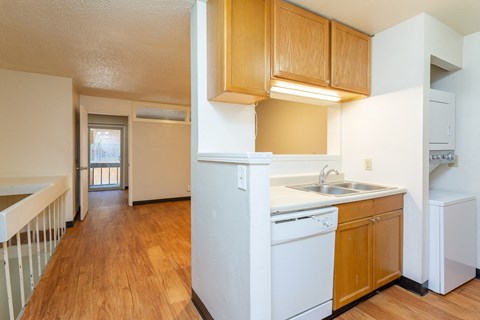 1065 University #112 Kitchen/Living Room