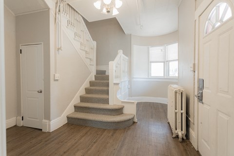 1080 13th Unit A Entrance