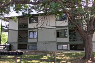 1328 S Coffman St 3 Beds Apartment for Rent