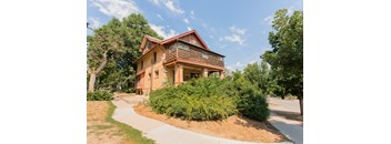 1501 Broadway Street Unit 7 Exterior