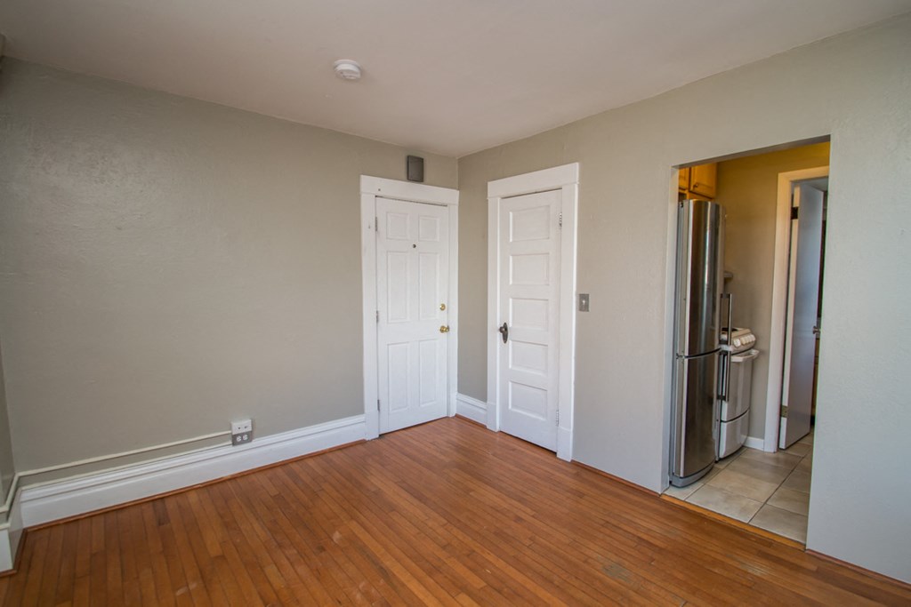 1501 Broadway Street Unit 4 Living/ Bedroom Area