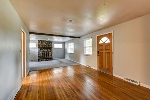 1827-1829 E Jewell Ave 2-4 Beds Apartment, Duplex/Triplex, Student, DU, Denver for Rent - Photo Gallery 18