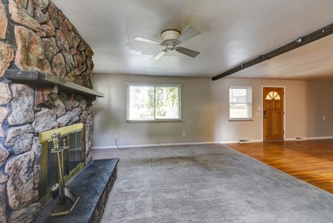 1827-1829 E Jewell Ave Living Area