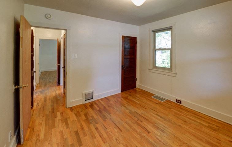 1938 Spruce Street Bedroom 1938 Spruce Street Bedroom - Photo Gallery