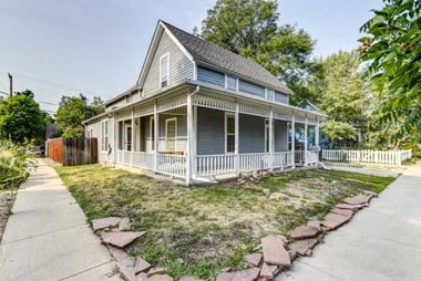 1946 Grove Street 4 Beds House for Rent - Photo Gallery 1