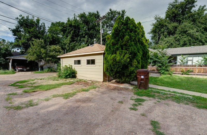 2126-2128 Baseline Road Exterior