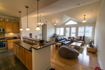 2800 E Aurora #301 Interior