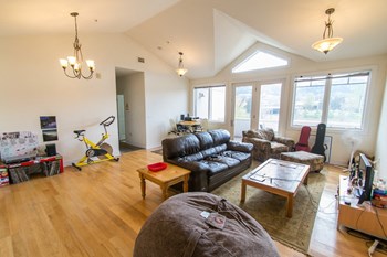 2800 E Aurora #301 Interior