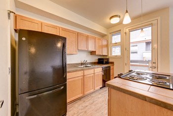 2850 E College #307 Interior
