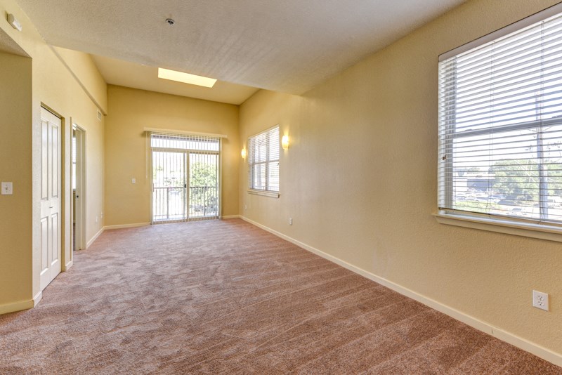 Living Room 2910 Bluff 131 Goose Creek Condo