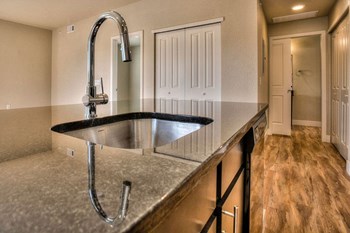 221 & 303 W Prospect Rd Studio-3 Beds Apartment, CSU, Fort Collins for Rent - Photo Gallery 2