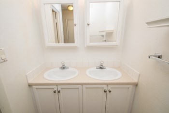 3009-3161 Madison Ave. 1-2 Beds Apartment, Condo, Student, CU, Naropa, Boulder for Rent - Photo Gallery 14