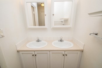 3009-3161 Madison Ave. 1-2 Beds Apartment, Condo, Student, CU, Naropa, Boulder for Rent - Photo Gallery 11