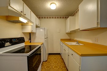 3393 W130 Kitchen