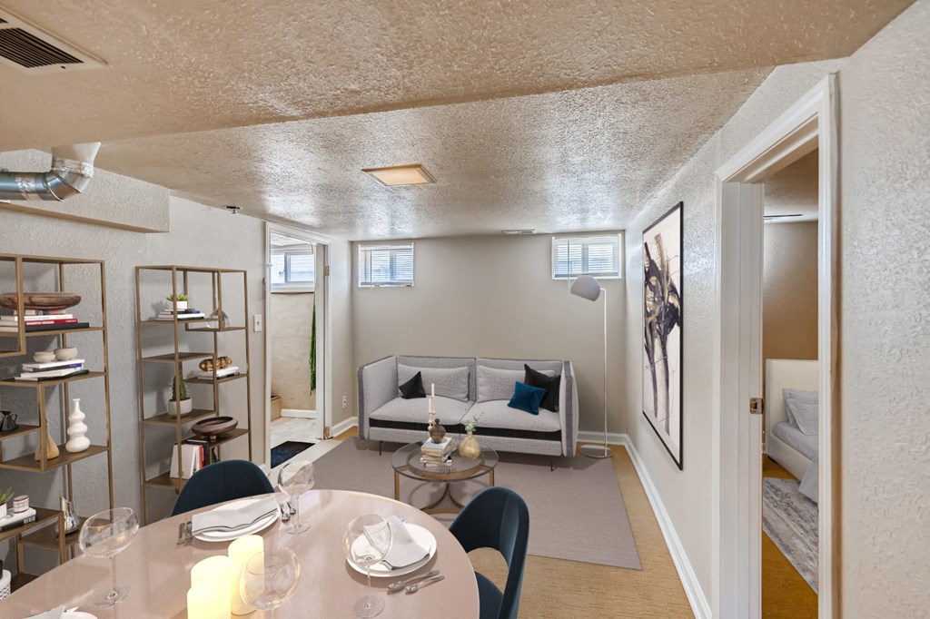 5260 Newton Unit 2 Living Room