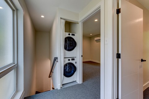 616 Marine Hall and Laundry