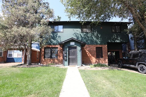 859 20th Street Exterior