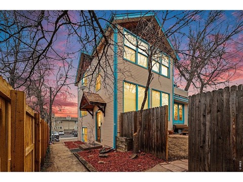 623 Marine St 4 Beds Apartment for Rent