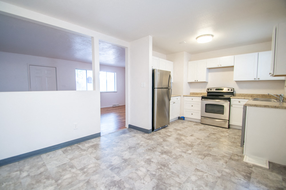 6801-6811 W 24th Ave Edgewater