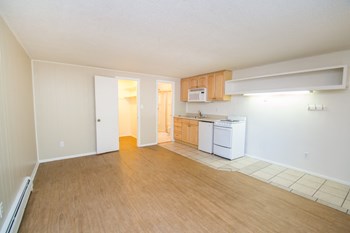 774 19th Street Unit 4 Living Room/Bedroom 774 19th Street Unit 4 Living Room/Bedroom - Photo Gallery 6