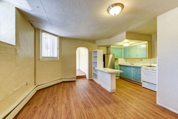721-815 E 11th Ave Studio-2 Beds Apartment, Denver for Rent - Photo Gallery 2