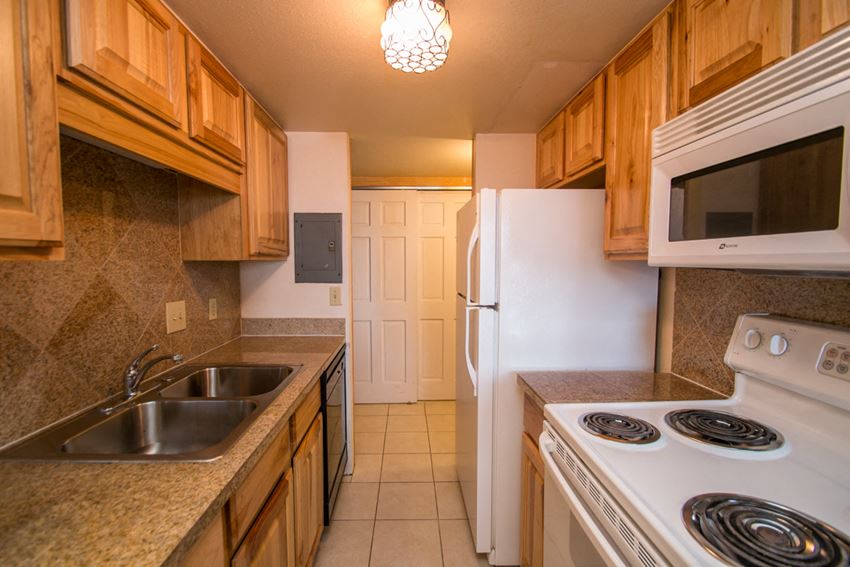 805 29th Street #452 Kitchen 805 29th Street #452 Kitchen - Photo Gallery