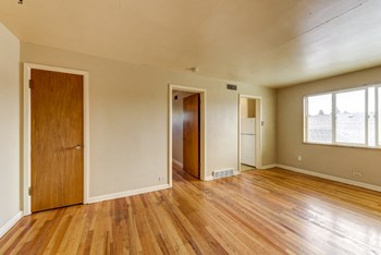 The Bethana Interior - Photo Gallery 2