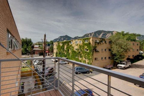 855 Broadway Street Balcony