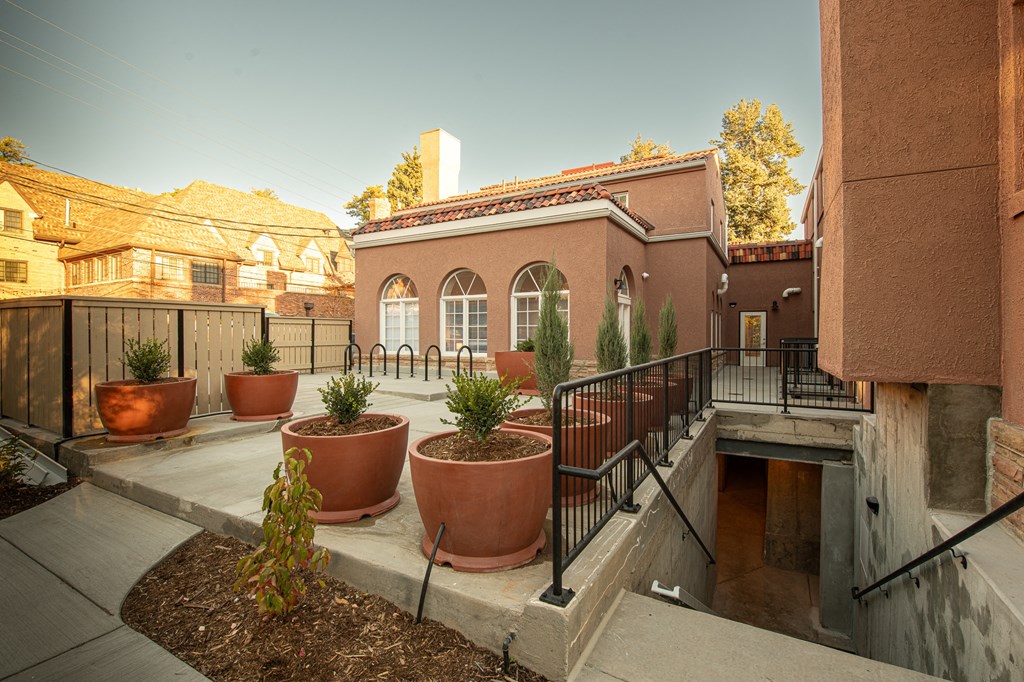 Courtyard View at 891 Exchange, Boulder, CO 80302  
