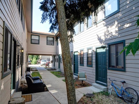 2238 Canyon #2 Exterior