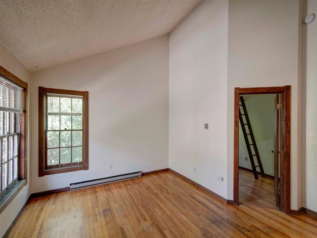 711-713 20th Street Living Room