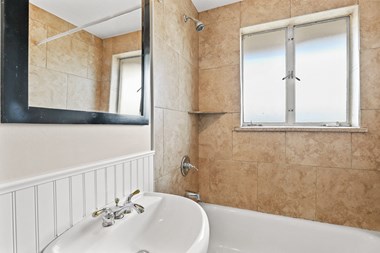 1308 Marshall St 1-2 Beds Apartment for Rent