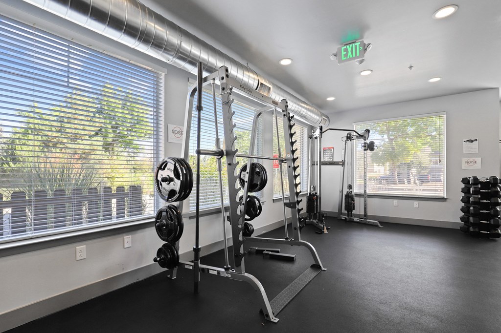 the gym at the preserve apartments